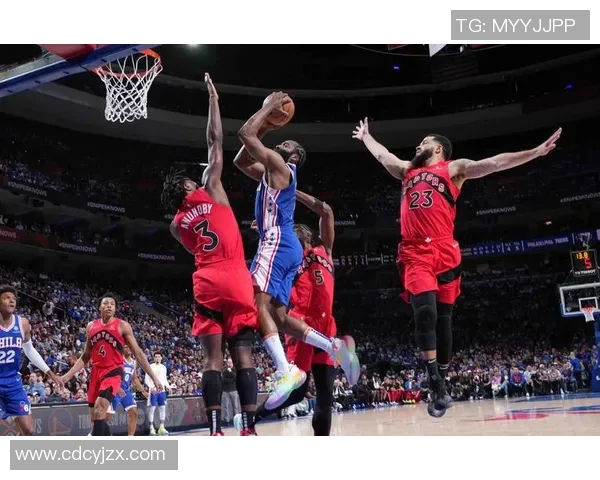 FPX战术解析：如何构建高效的区域防守体系以应对敌方进攻